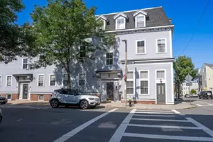 352 W 3rd St, Boston, MA 02127 - Photo 1