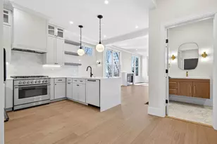 427 E 6th St, Boston, MA 02127 - Photo 1