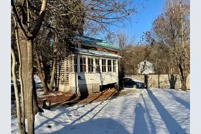 61 Woodmont Rd, Northampton, MA 01060 - Photo 1