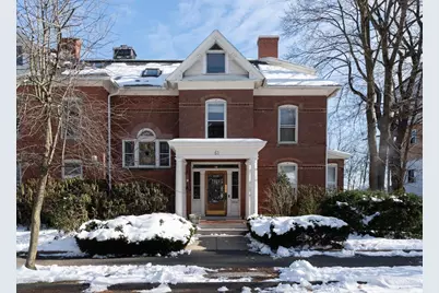 61 Crescent St #7, Northampton, MA 01060 - Photo 1