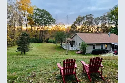 394 Killingly Ave, Putnam, CT 06260 - Photo 1