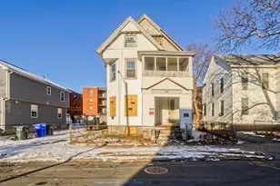 88 Marble St, Springfield, MA 01105 - Photo 1