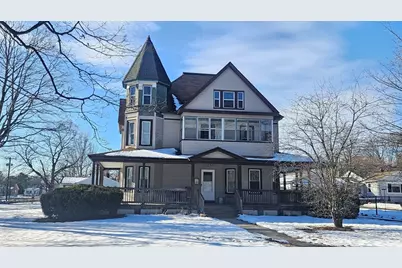 340 Oak St, Springfield, MA 01151 - Photo 1