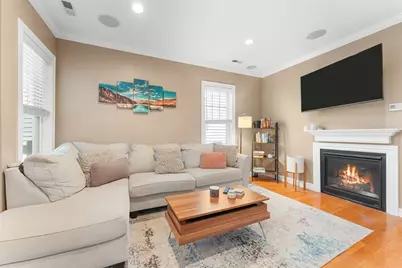 619 E 3rd St #2, Boston, MA 02127 - Photo 1