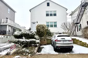 61 Tracey St, Peabody, MA 01961 - Photo 1