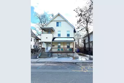 107 Tyler St, Springfield, MA 01109 - Photo 1