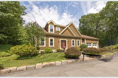 9 Washington Ave, Woburn, MA 01801 - Photo 1