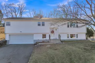 132 Winifred Ave, Worcester, MA 01602 - Photo 1