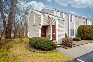 45 Nassau Dr, Springfield, MA 01129 - Photo 1