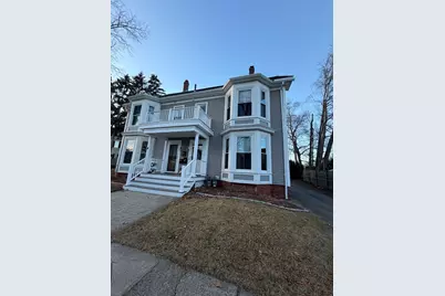 3-5 Locust #3.5, Amesbury, MA 01913 - Photo 1