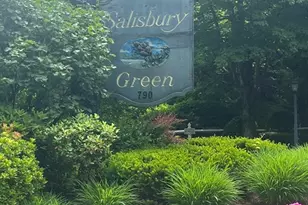 796 Salisbury St, Worcester, MA 01609 - Photo 1