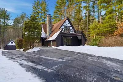 62 Brook St, Dunstable, MA 01827 - Photo 1