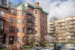 112 Pinckney St, Boston, MA 02114 - Photo 1