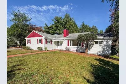 92 Woodcliff Rd, Brookline, MA 02467 - Photo 1