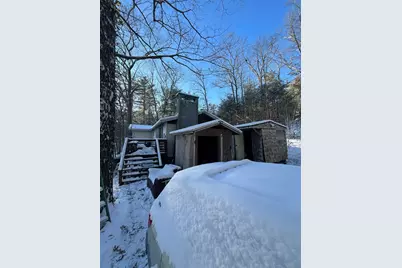 207 Shoreline Dr, West Brookfield, MA 01585 - Photo 1