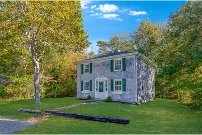 11 Captains Ln, Mattapoisett, MA 02739 - Photo 1