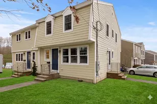 27 Village St, Marblehead, MA 01945 - Photo 1