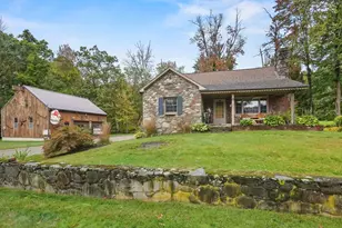 8 Beach Rd, Shrewsbury, MA 01545 - Photo 1