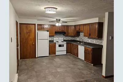 15 Houghton St #7-A, Worcester, MA 01604 - Photo 1