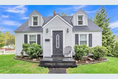 22 Lanark St, Worcester, MA 01603 - Photo 1