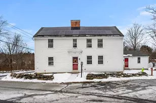 4 Thorndike St, Dunstable, MA 01827 - Photo 1