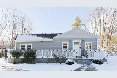 667 South St, Walpole, MA 02081 - Photo 1