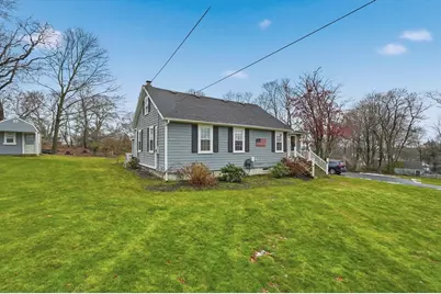 98 Cliffe Ave, Swansea, MA 02777 - Photo 1