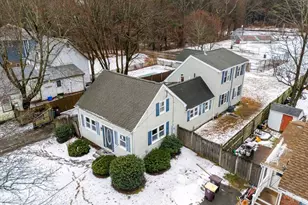 14 Mutton Ln, Weymouth, MA 02189 - Photo 1