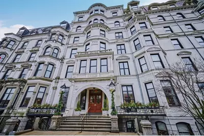 160 Commonwealth Ave--Furnished #403, Boston, MA 02116 - Photo 1