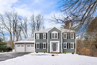 4 Spindle Tree Ln, Amesbury, MA 01913 - Photo 1