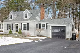 102 Spruce St, Framingham, MA 01701 - Photo 1