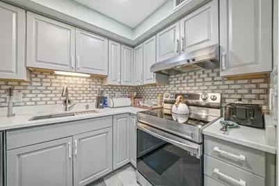 502 Oak #9, Brockton, MA 02301 - Photo 1