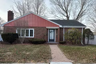 172 Florence St, Melrose, MA 02176 - Photo 1