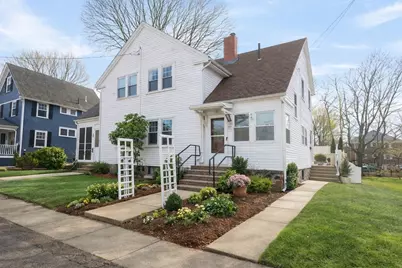 22 Oak St #22, Winchester, MA 01890 - Photo 1