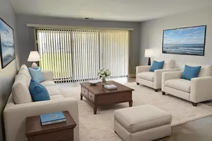 71 Nassau Dr, Springfield, MA 01129 - Photo 1