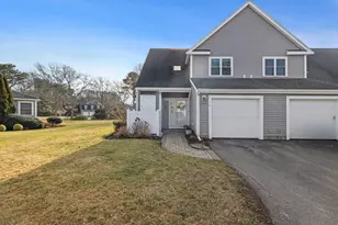 26 Southcliff Dr, Plymouth, MA 02360 - Photo 1