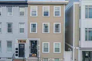 15 Vinton St, Boston, MA 02127 - Photo 1
