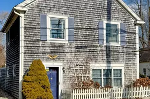 27 Carriage Shop Rd, Falmouth, MA 02536 - Photo 1