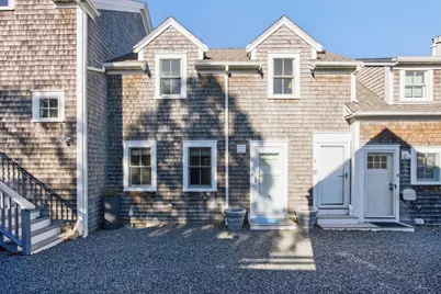 16 Conwell Street #Unit 3, Provincetown, MA 02657 - Photo 1