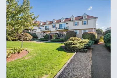 18 Williamsburg Court #1, Shrewsbury, MA 01545 - Photo 1