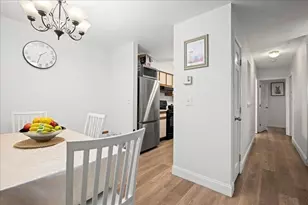 36 B Gibbs St, Worcester, MA 01607 - Photo 1