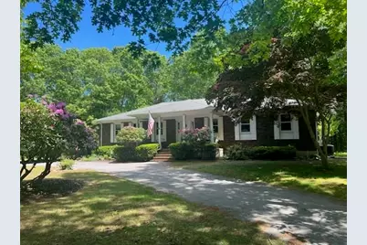 19 Roosevelt Rd, Plymouth, MA 02360 - Photo 1