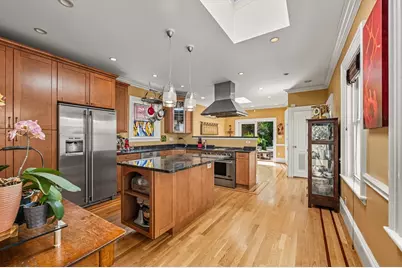 583 East Broadway, Boston, MA 02127 - Photo 1