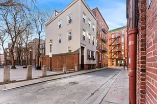 26 Unity St, Boston, MA 02113 - Photo 1
