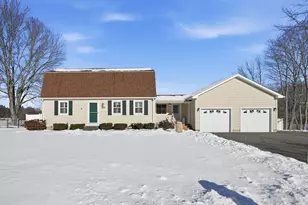 85 Red Fox Dr, Agawam, MA 01030 - Photo 1
