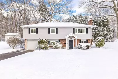44 Agnes Dr, Framingham, MA 01701 - Photo 1