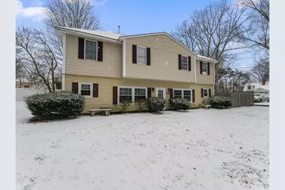 28 Crestview Dr #RHS, Westborough, MA 01581 - Photo 1