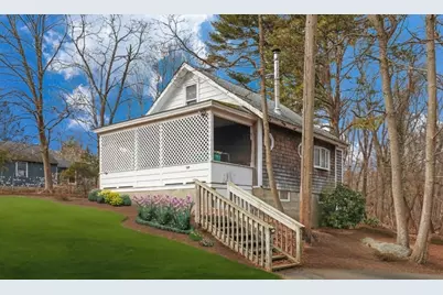 142 May St, North Attleboro, MA 02760 - Photo 1