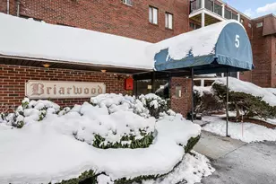 5 Washington St, Reading, MA 01867 - Photo 1