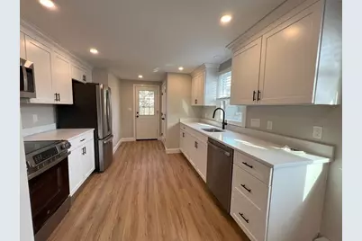 156 Derby #3, Salem, MA 01970 - Photo 1